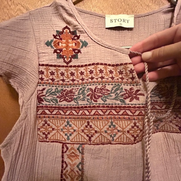 Story Women's Embroidered Tan Blouse - Picture 6 of 7